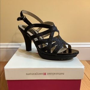 Brand new Naturalizer sandals, 3” heel